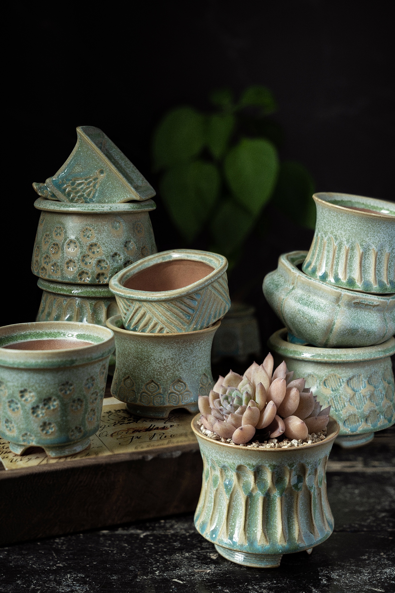 乌卅里盆器馆-标志及产品设计（图ZMjY1MjgxMjQw） - 其他手工艺 - 站酷设计师意匠工作室原创素材 - 站酷ZCOOL