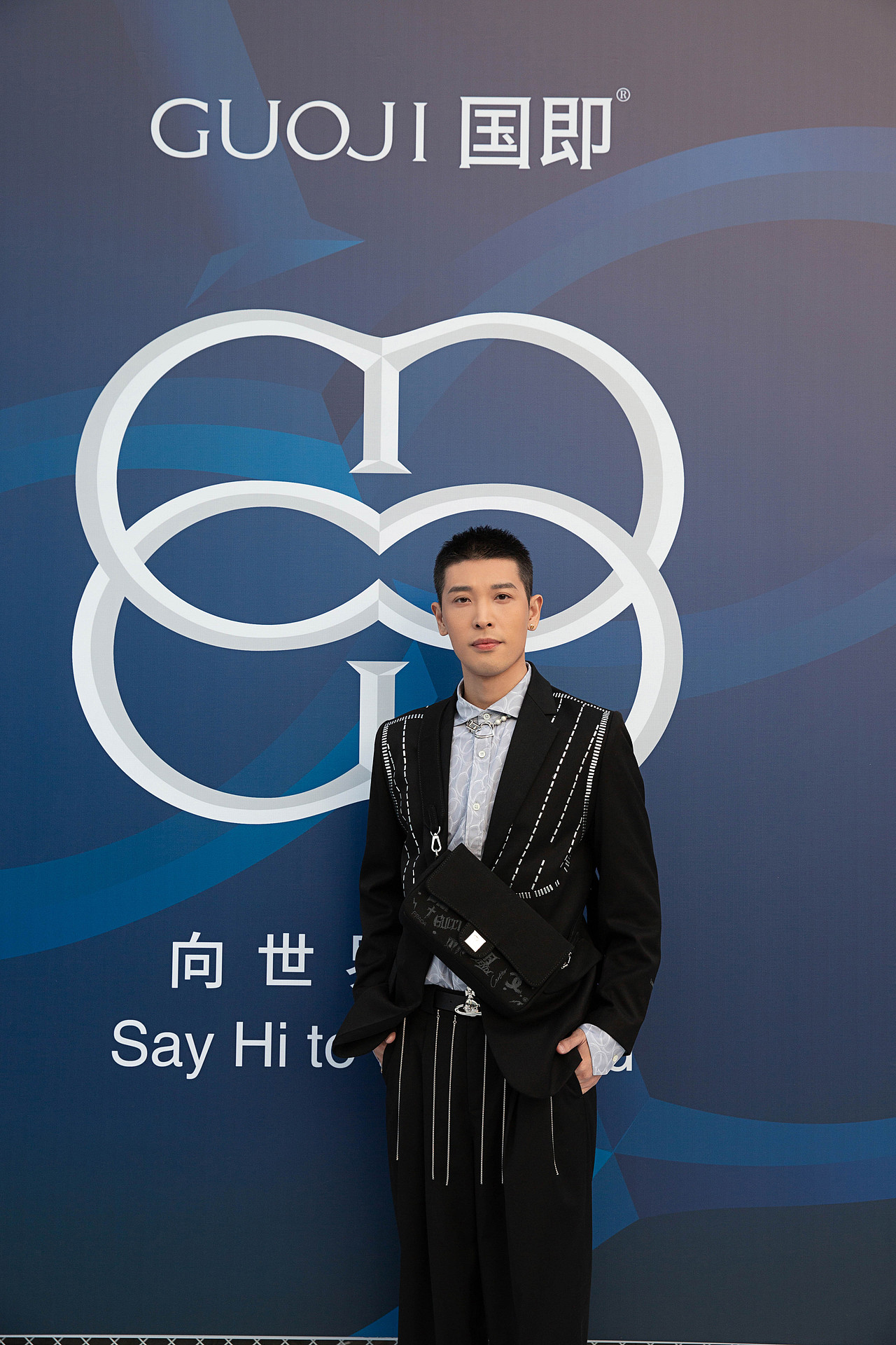 歌手-张赫宣《国际时装周》