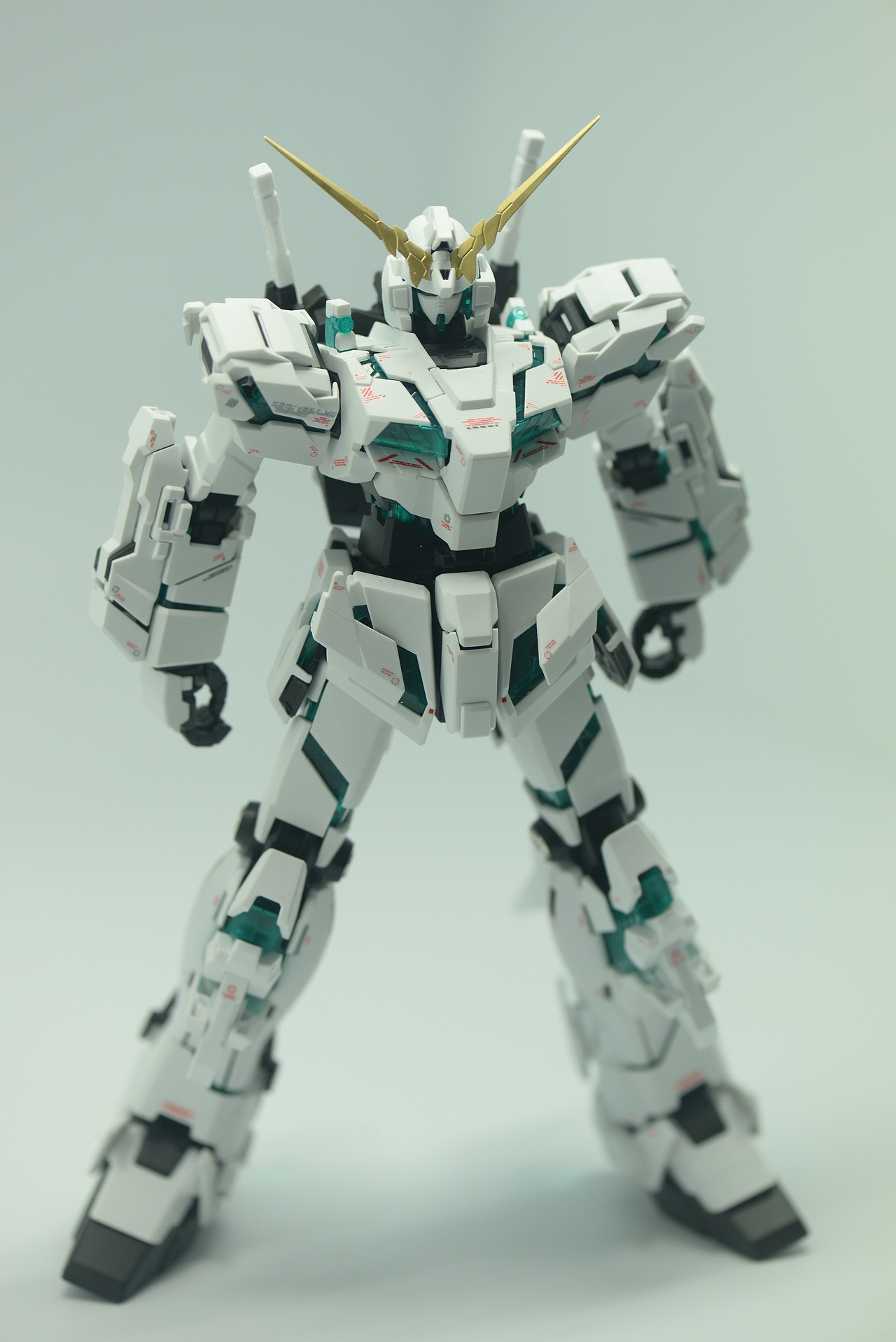 mg全装独角兽机体