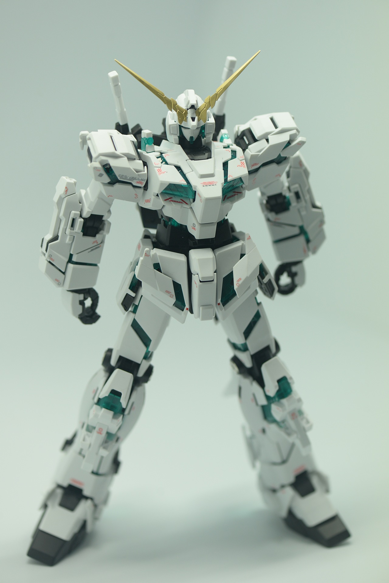 mg 全装独角兽机体