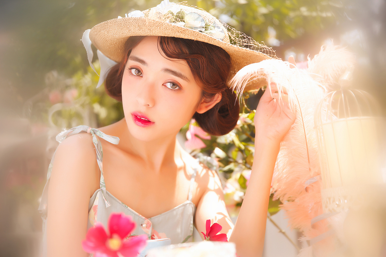 洛丽塔的下午茶（图ZMTA0NzExNTEy） - 人像摄影 - 站酷设计师Susan陈小逗原创素材 - 站酷ZCOOL