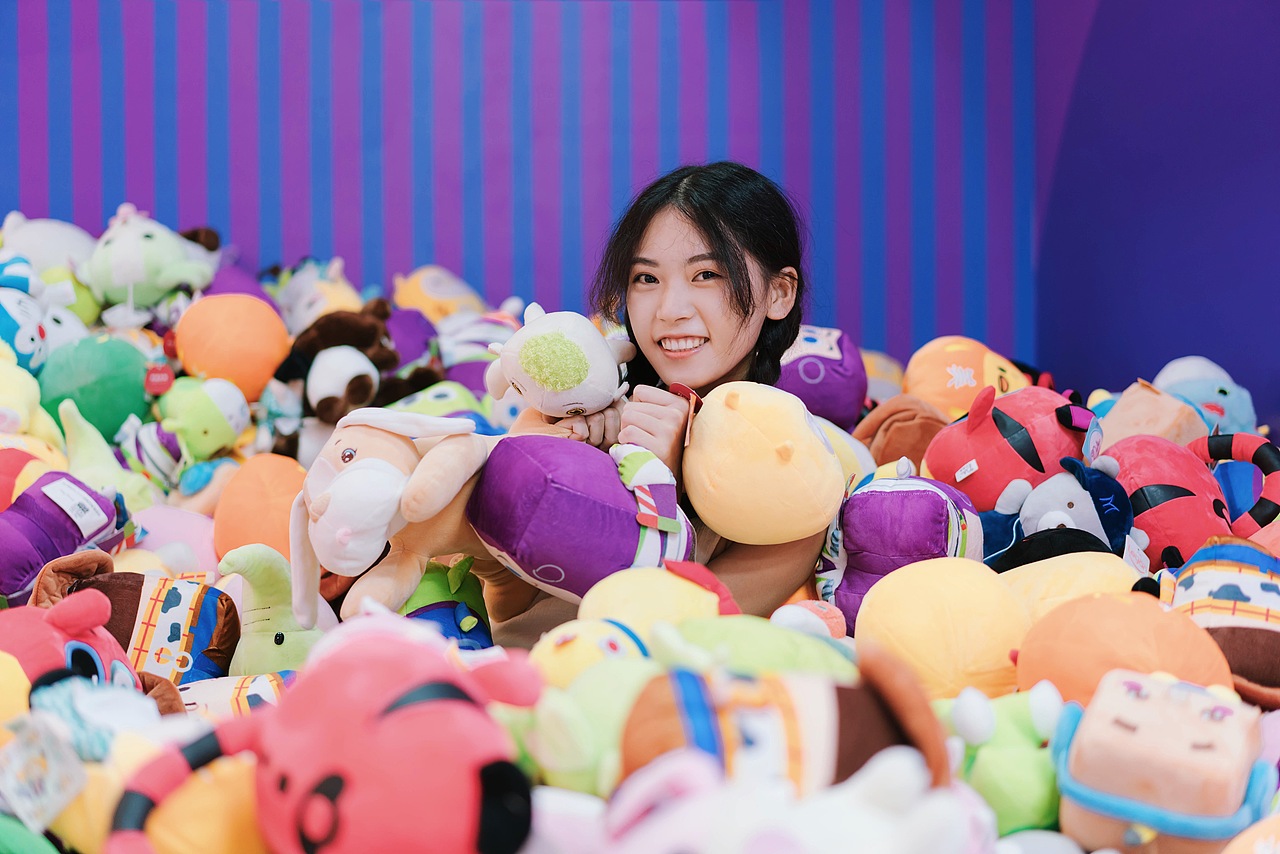 真人娃娃机初体验 粉红豹少女