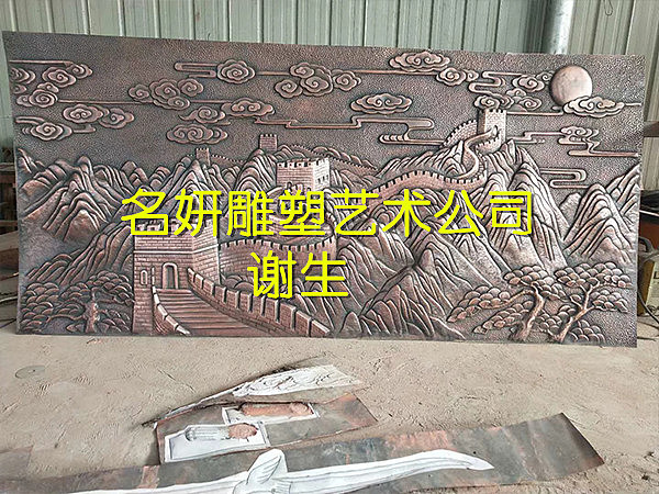 清晰地呈现在作品的形象表征上玻璃钢浮雕雕塑造型