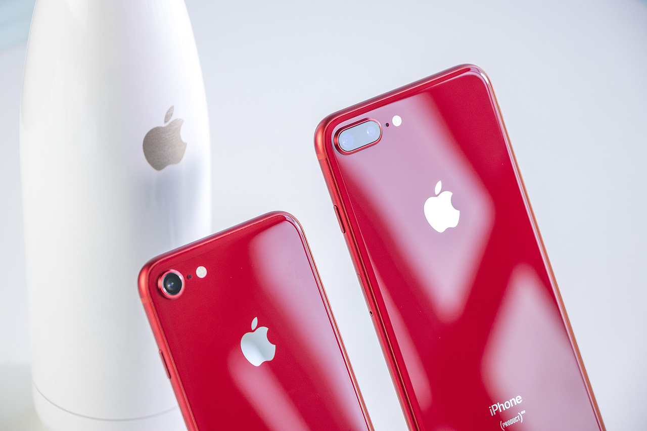 苹果88plus红色特别版图赏