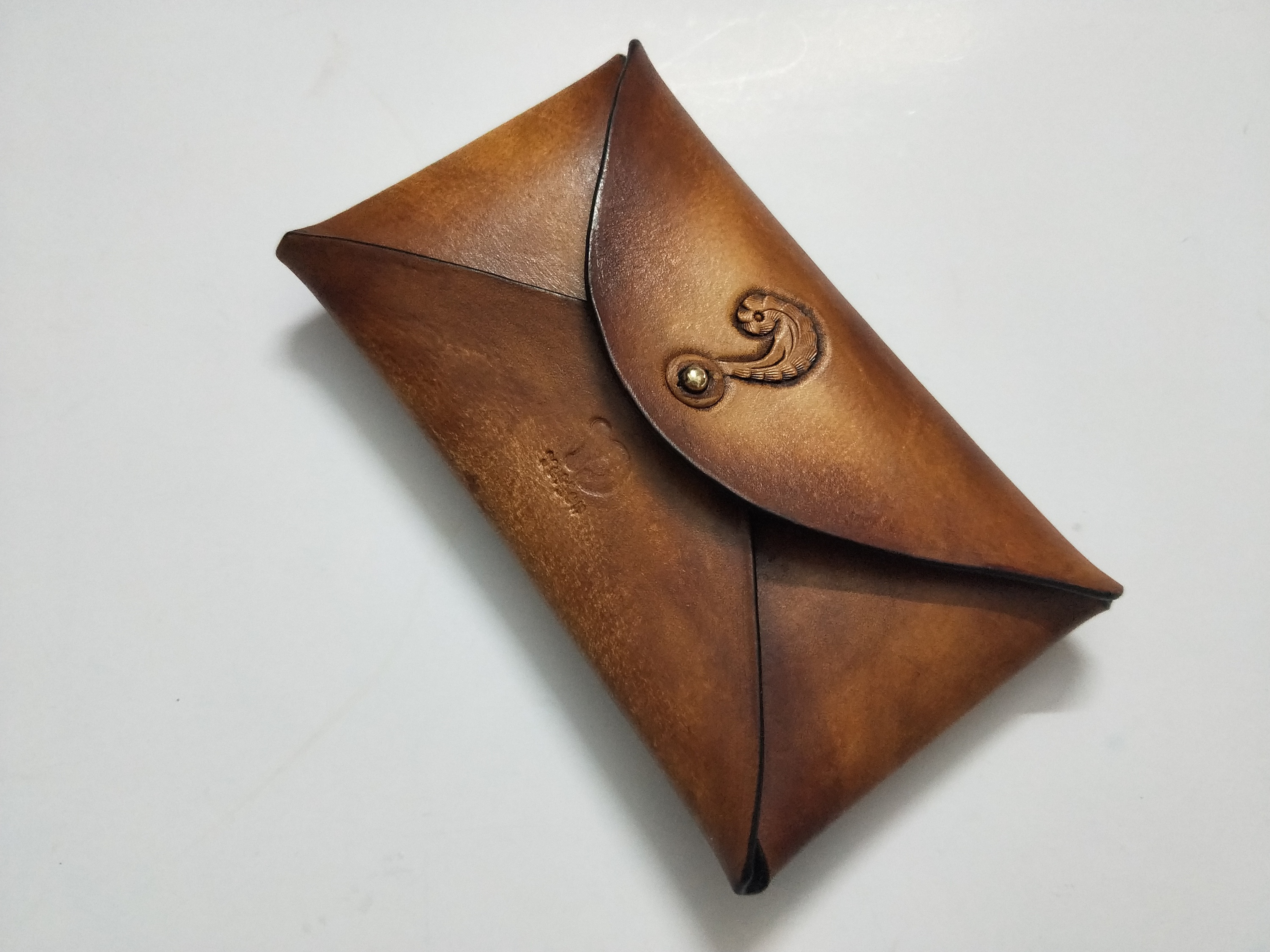 纯手工制作焦糖色零钱包|手工艺|皮艺|yukjun9菌 - 原创作品 - 站酷