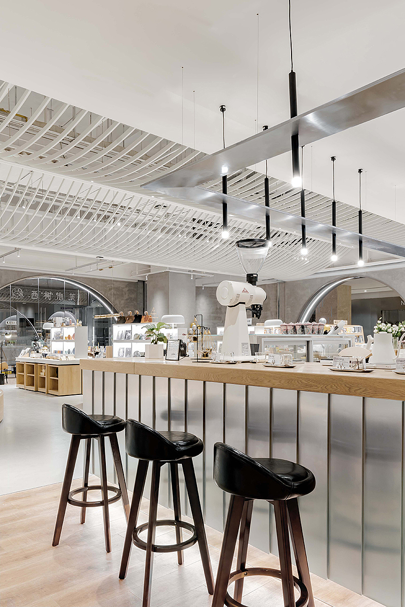 Fly Page丨飞行的书本,展开书店与城市的对话