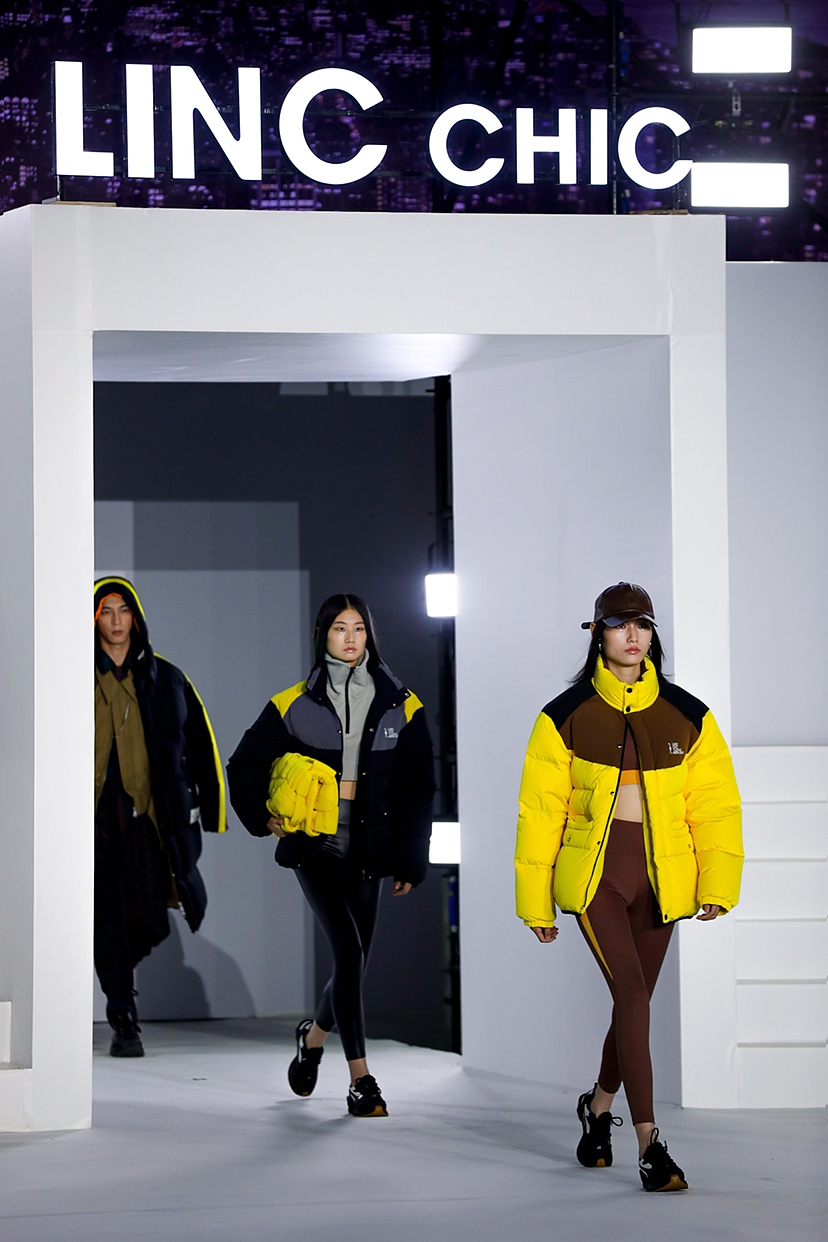 活动时装周人像明星修图合集（图ZMzIxOTk1MDIw） - 修图/后期 - 站酷设计师MUSIKI原创素材 - 站酷ZCOOL