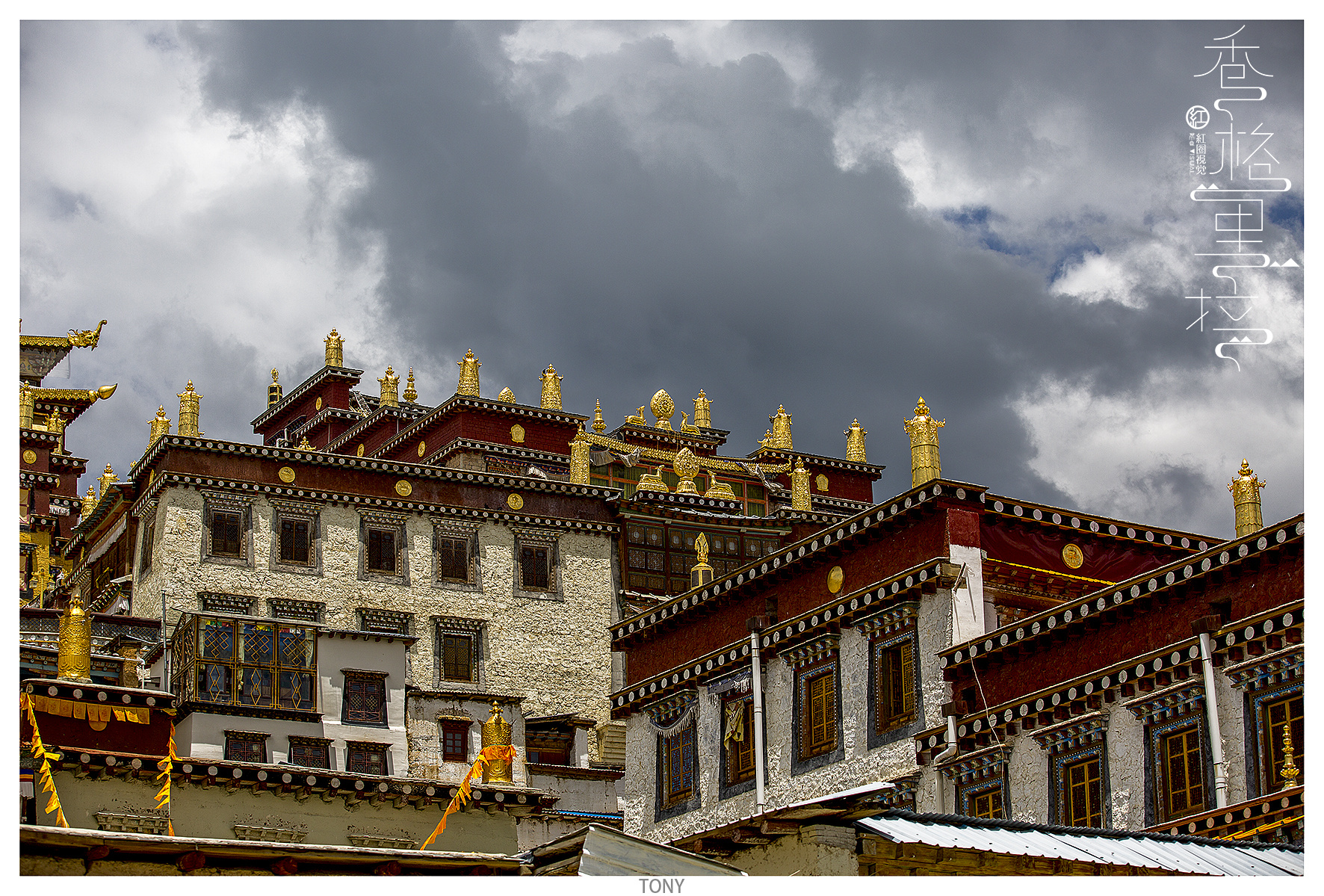 【携程攻略】香格里拉香巴拉时轮坛城文化博览中心景点,香巴拉博物馆位于迪庆县城，中心大楼11层，塔式金顶，比较有藏族的建…