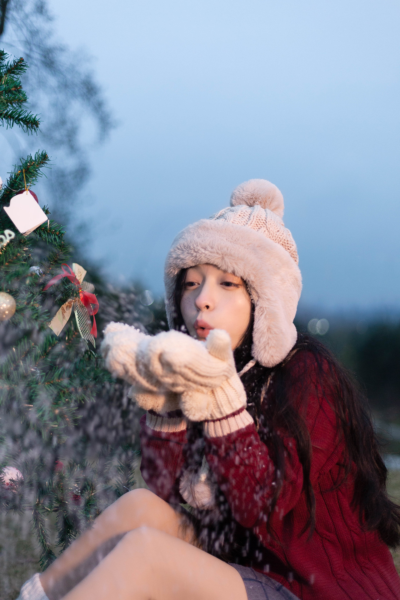 栽一棵圣诞树，结满天星辰。（图ZMjM3MDgzMjg0） - 人像摄影 - 站酷设计师樱雨天原创素材 - 站酷ZCOOL