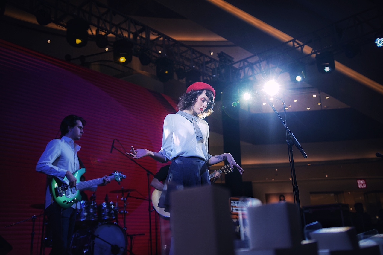 乐队bandontheriver帝国jazz小姐姐