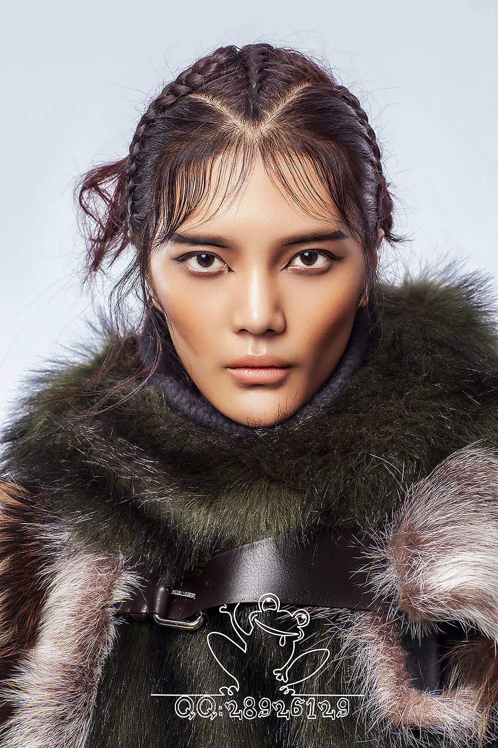 《时尚芭莎》港版11月刊 程怡嘉