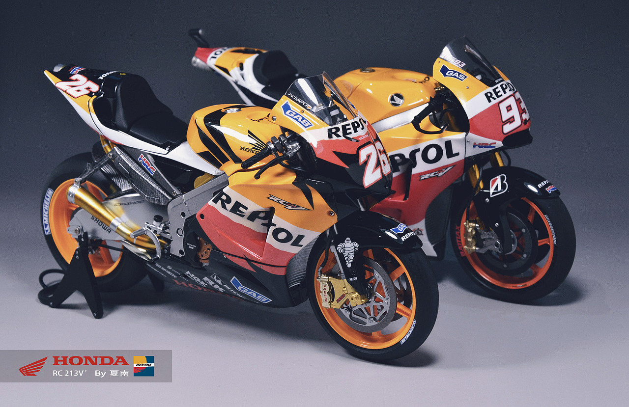 田宫1:12本田rc213v 14赛道摩托车