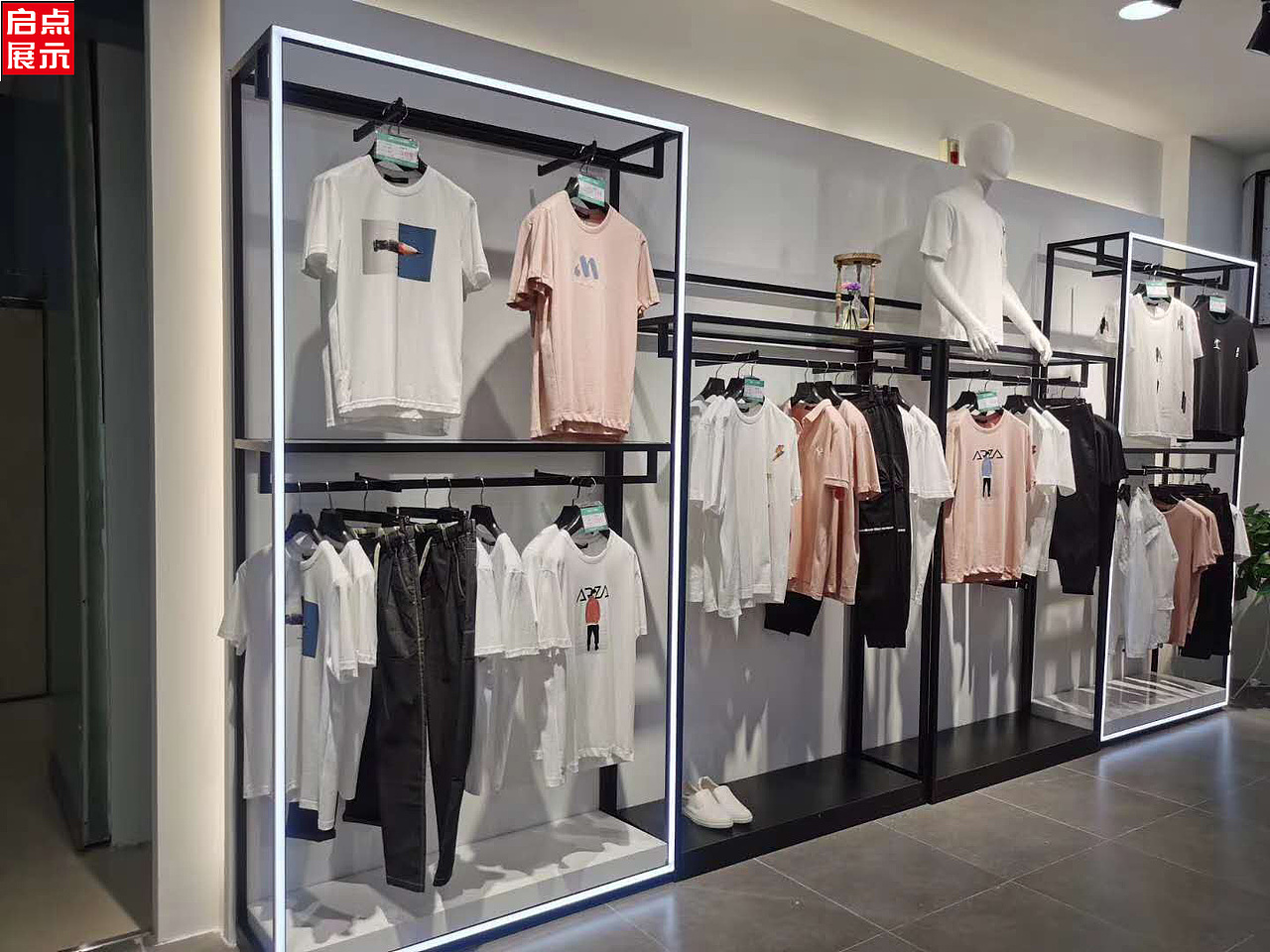 600方集合店服装货架装修设计图纸货架报价