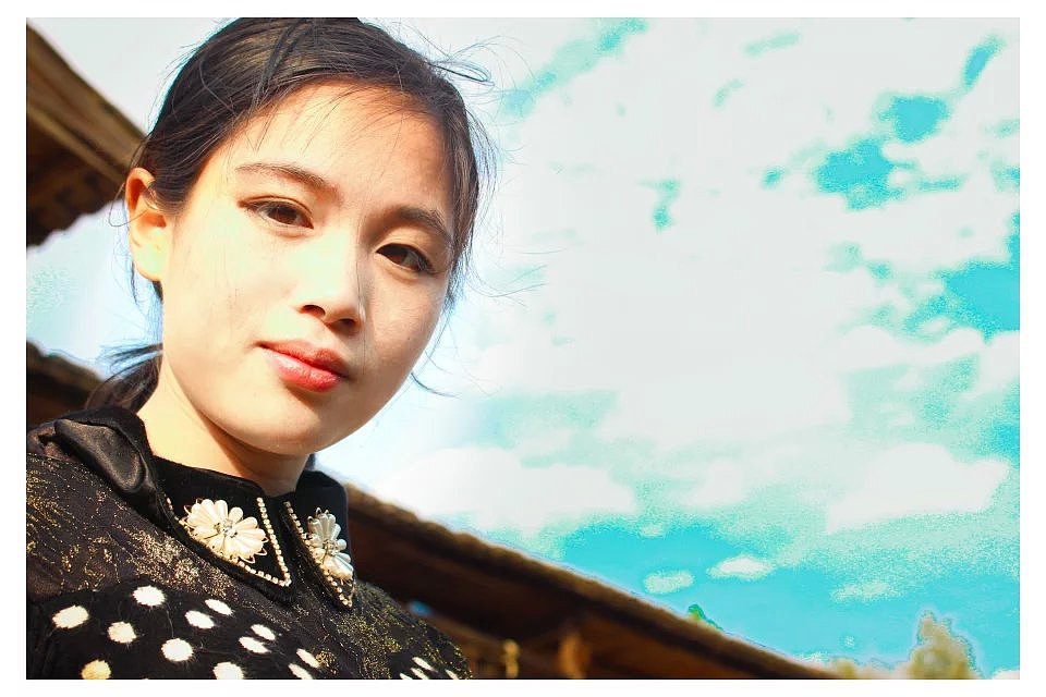 她有贫穷的富足 废话也饱含深意