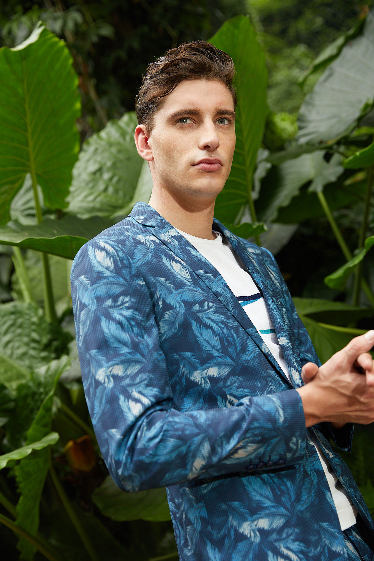 柒牌男装模特外景拍摄