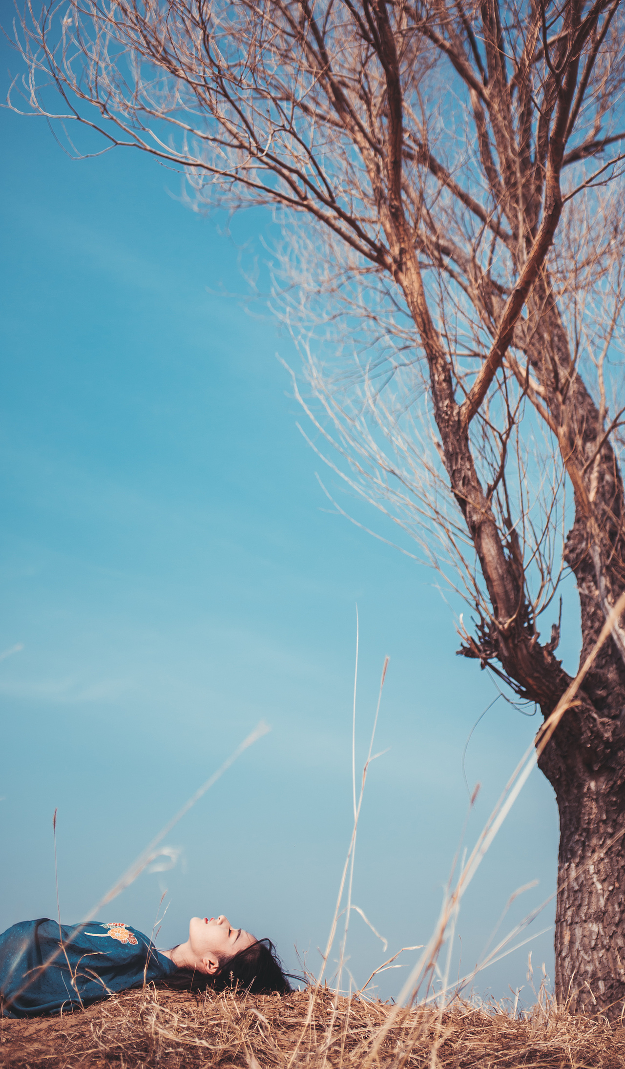 衣袂下 起风浪（图ZMTEwNjIwNjgw） - 人像摄影 - 站酷设计师云浮木YFM原创素材 - 站酷ZCOOL