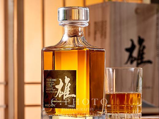 威士忌酒场景图拍摄