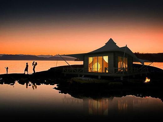 酒店帐篷厂家为你解答搭建酒店帐篷时是否会受环境影响