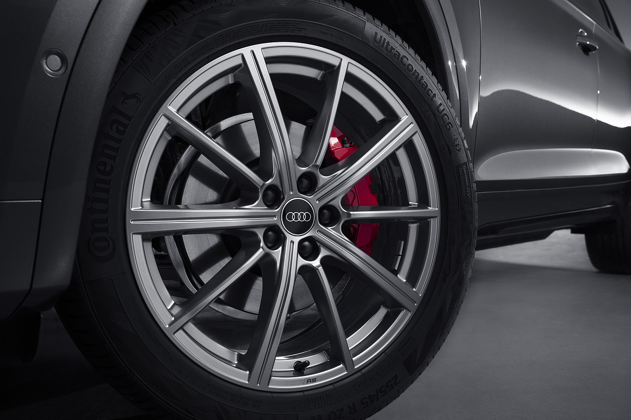 汽车修图-Audi Q5L