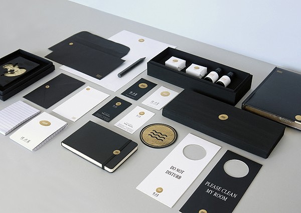 探月居酒店品牌VI设计