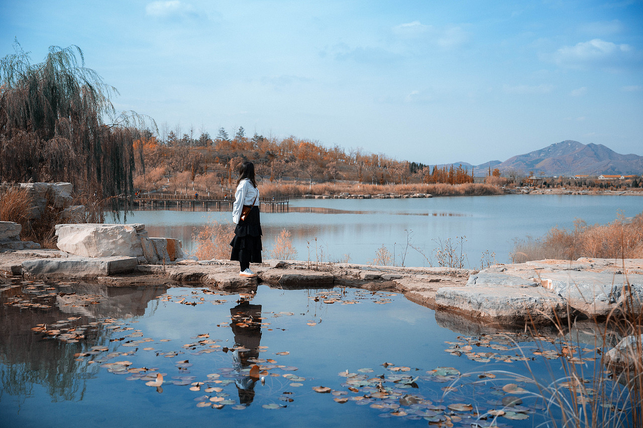 秋天是一个适合拍媳妇的季节