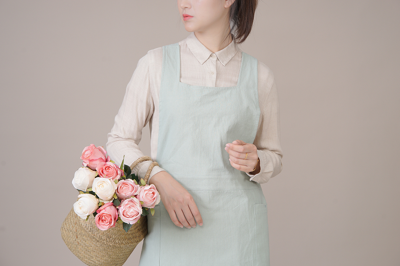 围裙（图ZMjMwOTIwNTI4） - 产品摄影 - 站酷设计师戴眼镜的龙猫原创素材 - 站酷ZCOOL