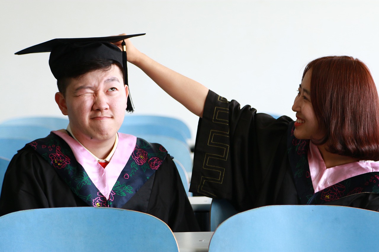 郑州轻工业学院12级传媒设计4班毕业照（图ZNTI3MzM3NjA=） - 人像摄影 - 站酷设计师爱画画的小旭原创素材 - 站酷ZCOOL