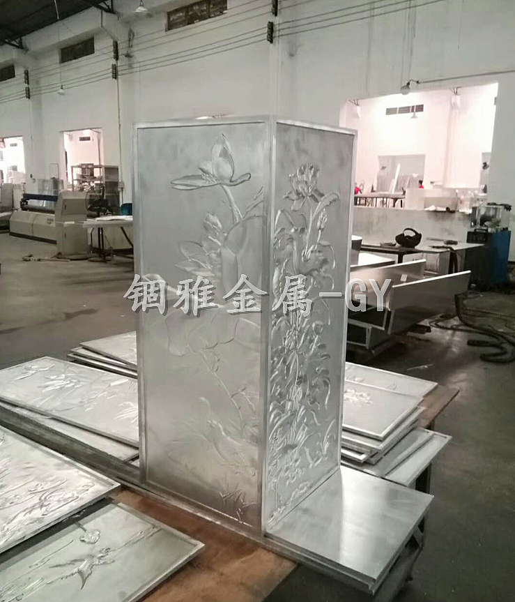 实心铝板浮雕花格壁画屏风装饰墙原色