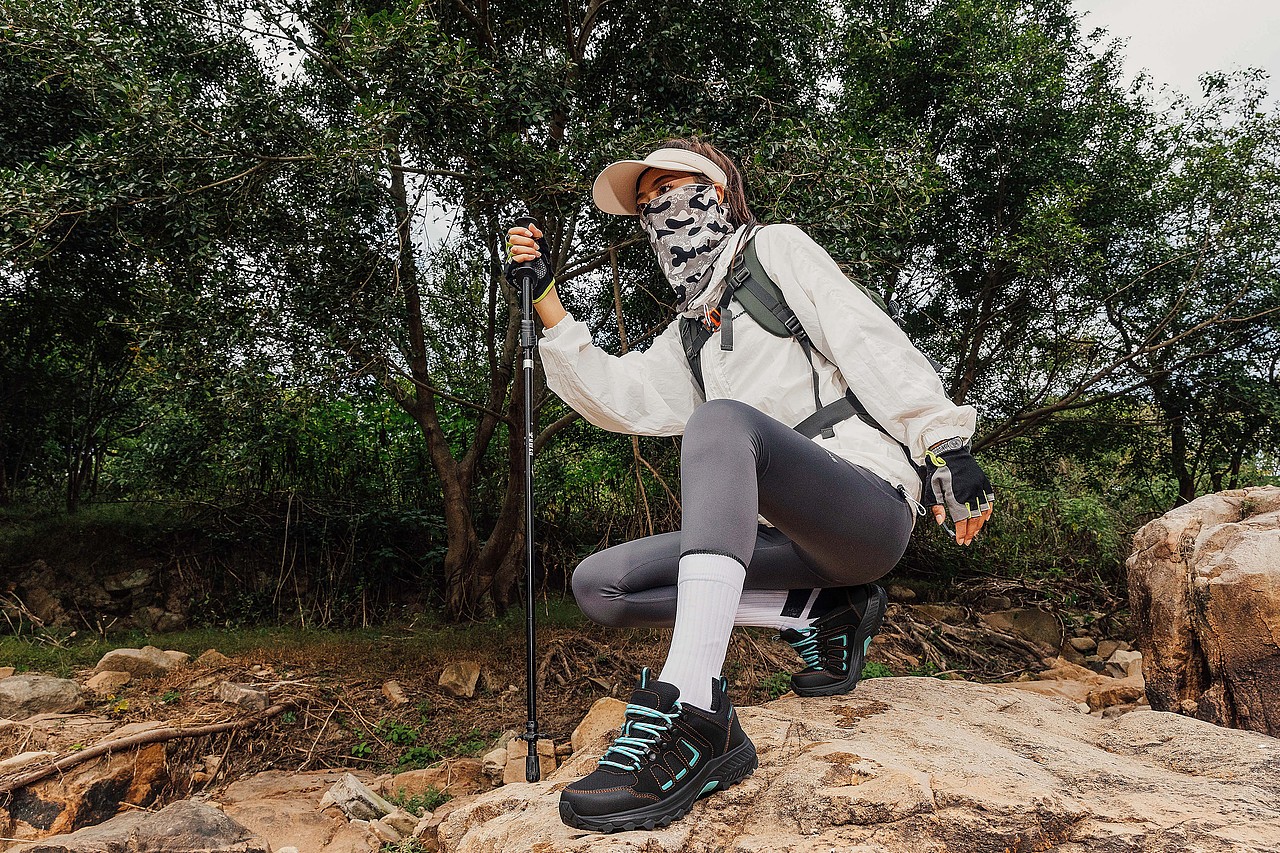 女登山鞋