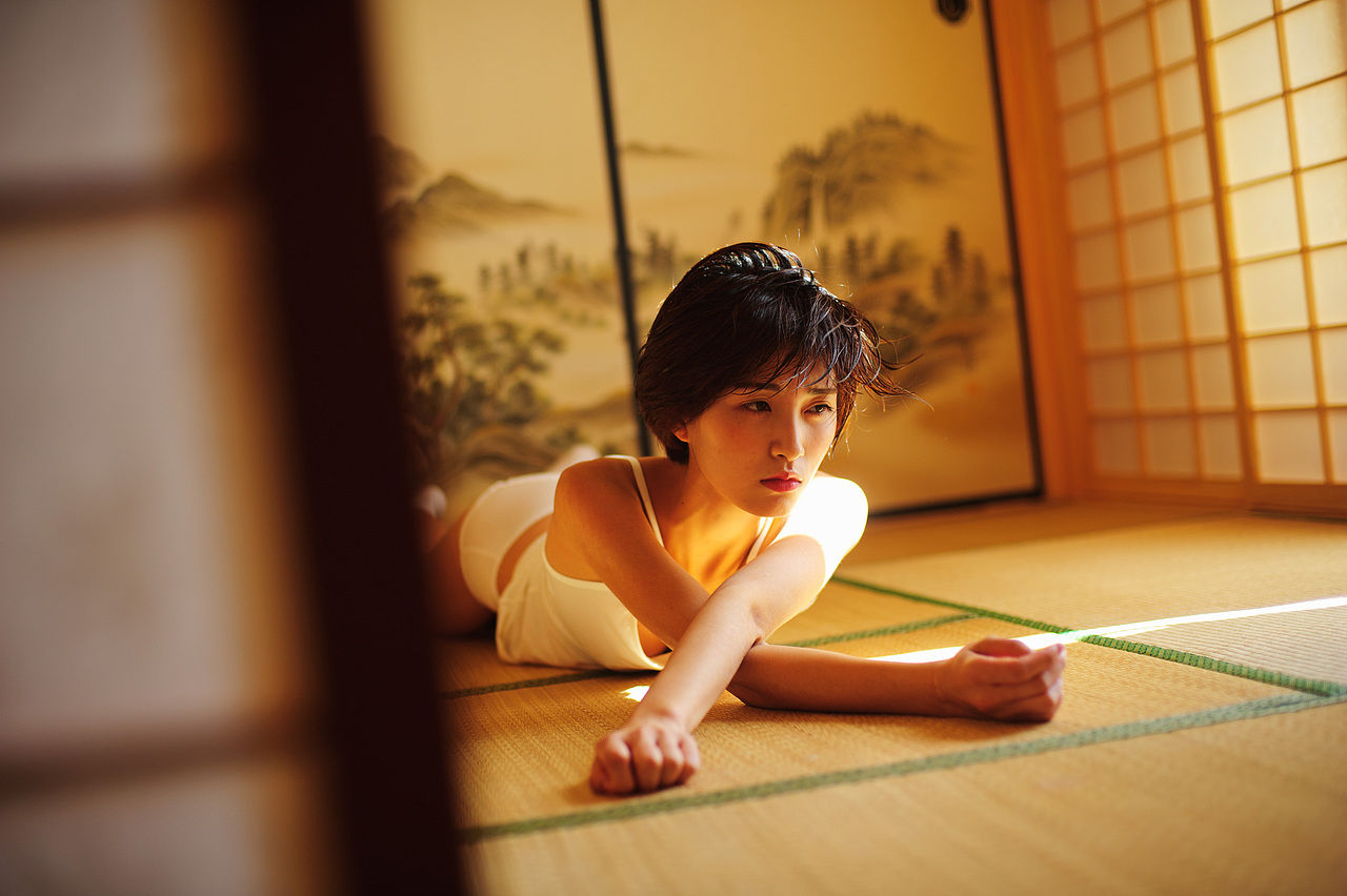 借我一个暮年（图ZMzQwNDQ0MDI4） - 人像摄影 - 站酷设计师小邪kenn2023原创素材 - 站酷ZCOOL