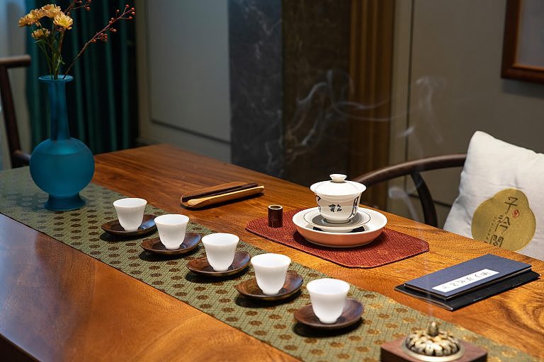 子衿阁 × 亮品牌 | 甲鱼之乡的饮食地标