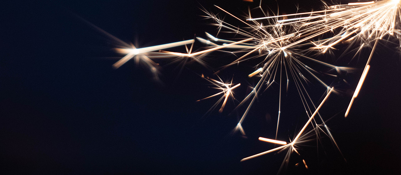 新年小焰火（图ZMzI4MjkzNjQ0） - 其他摄影 - 站酷设计师阿修修xiu原创素材 - 站酷ZCOOL