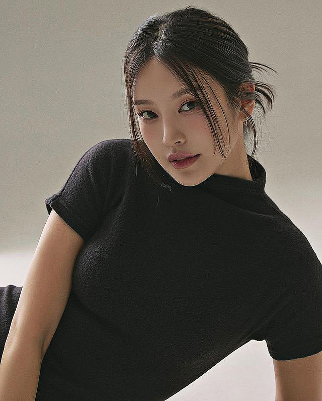 JND模特 | Cho Hee 極簡(jiǎn)風(fēng)穿搭（圖ZMzYxMDE2NTEy） - 時(shí)尚/藝術(shù)攝影 - 站酷設(shè)計(jì)師廣州杰迪韓國(guó)模特原創(chuàng)素材 - 站酷ZCOOL