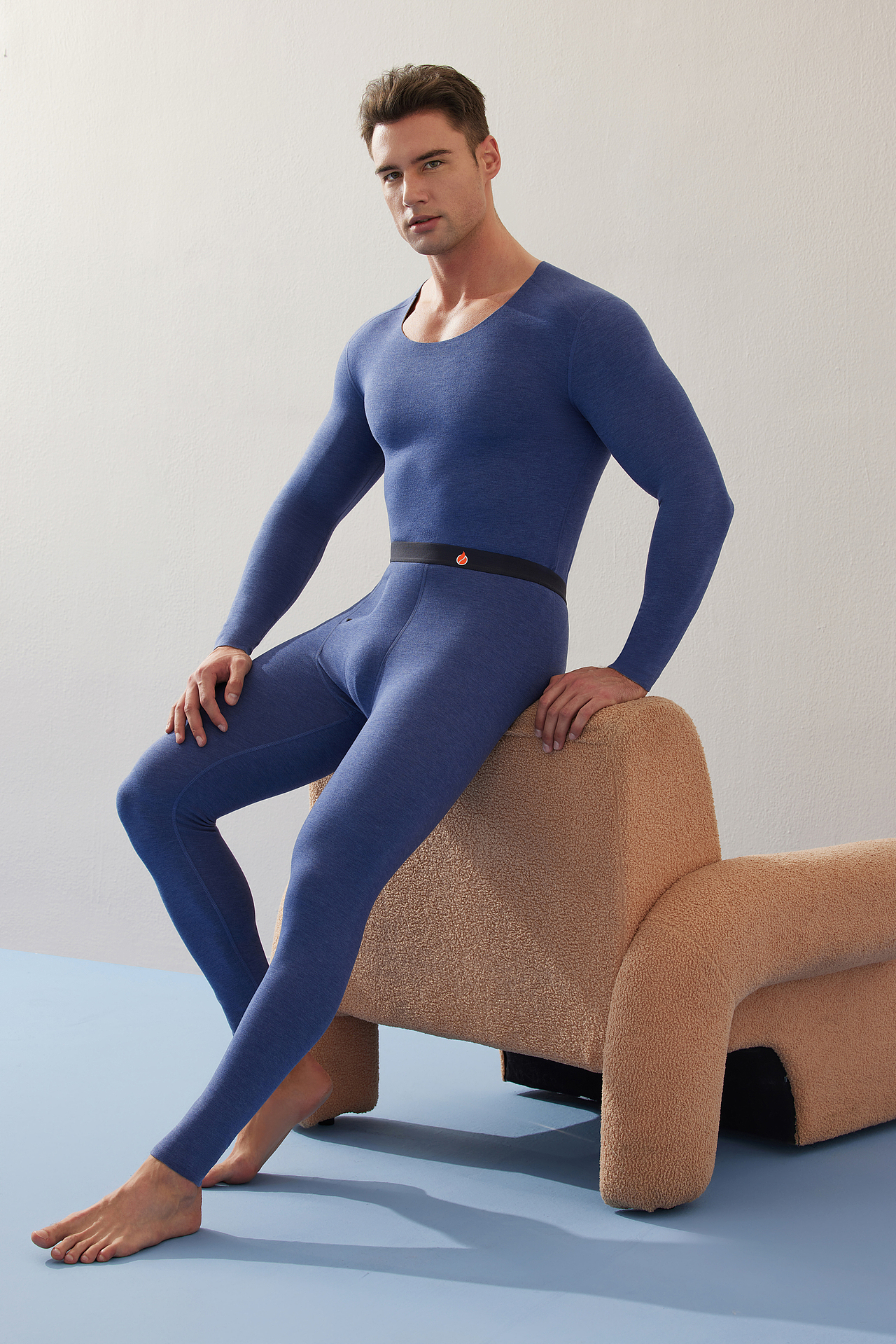 阳光质感的商务保暖内衣拍摄