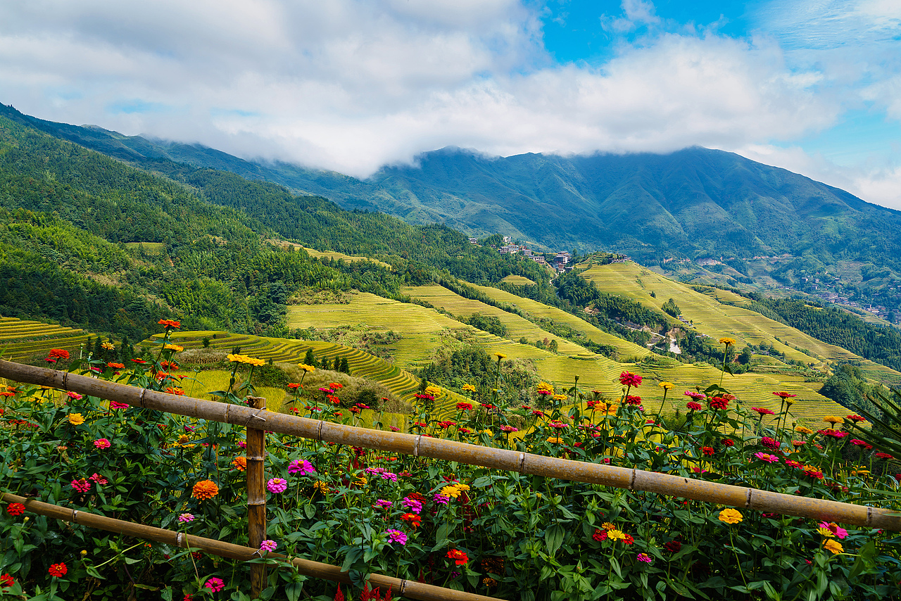 桂林龙脊金坑大寨瑶族梯田