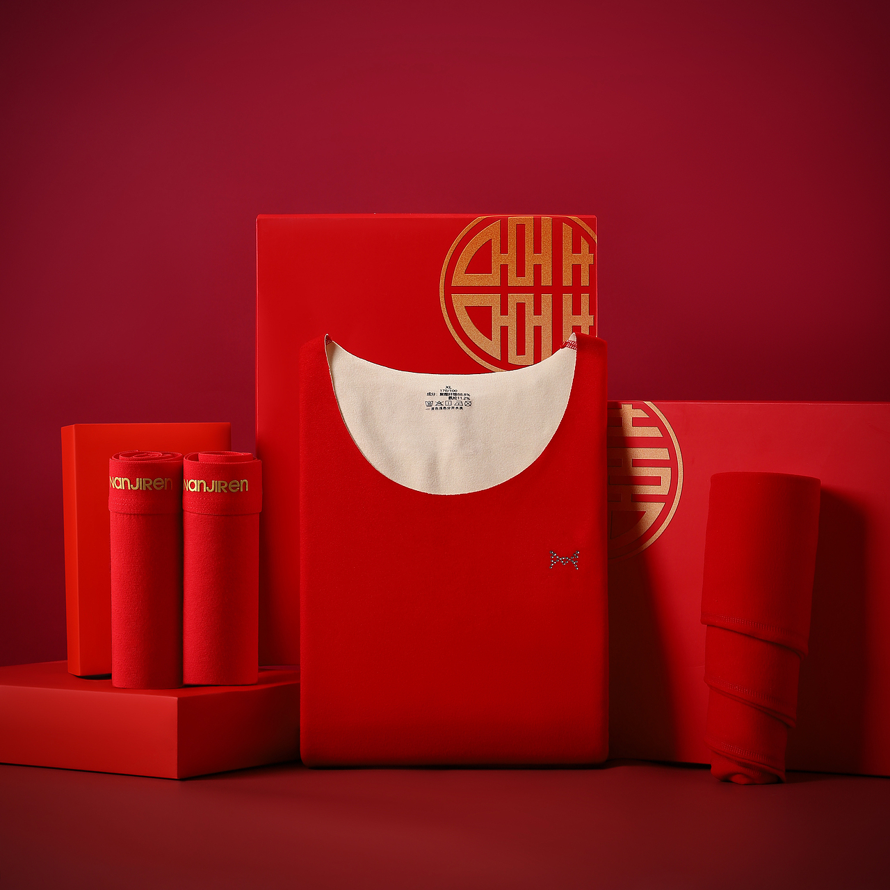 本命年红内衣套装の静物拍摄