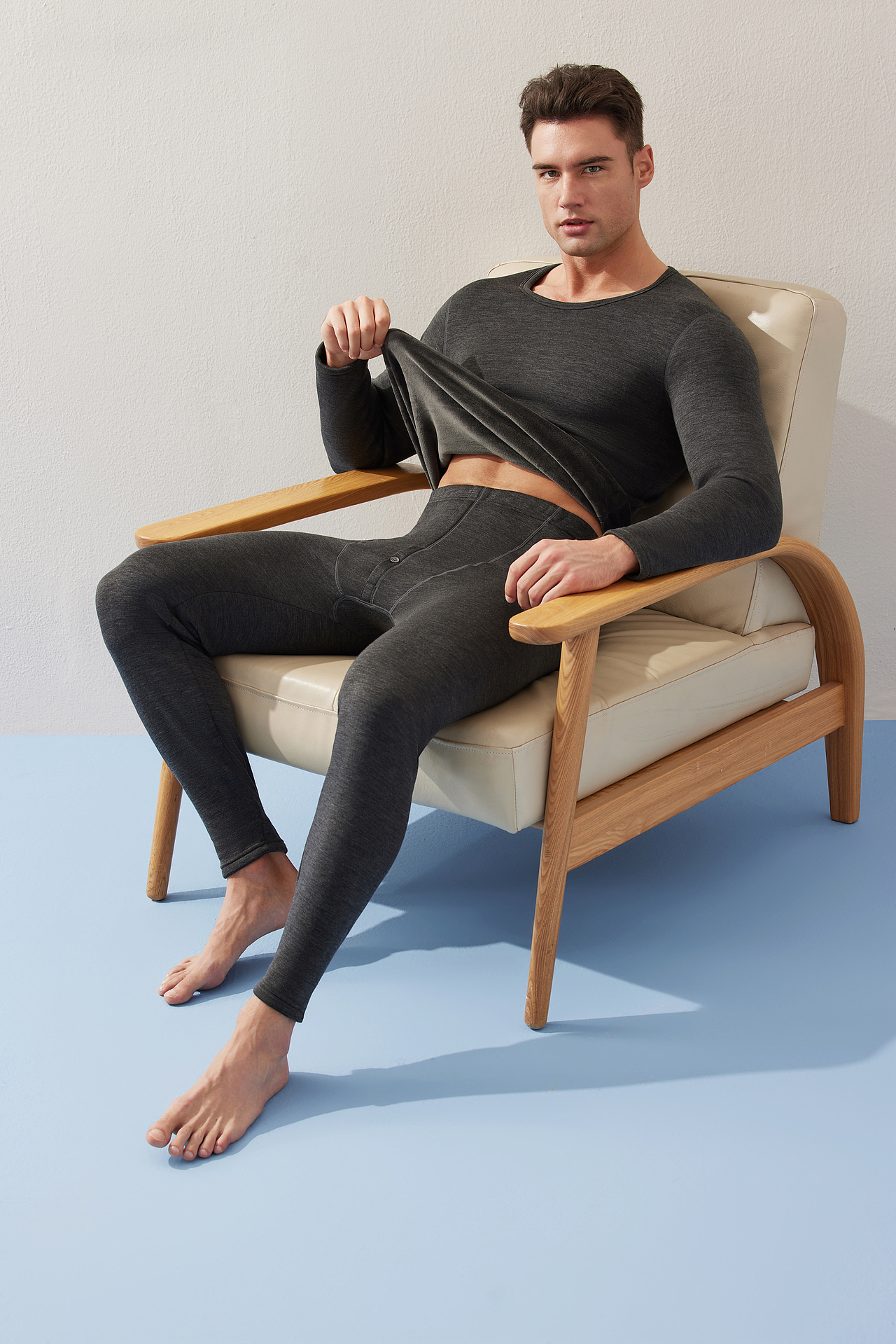 阳光质感的商务保暖内衣拍摄