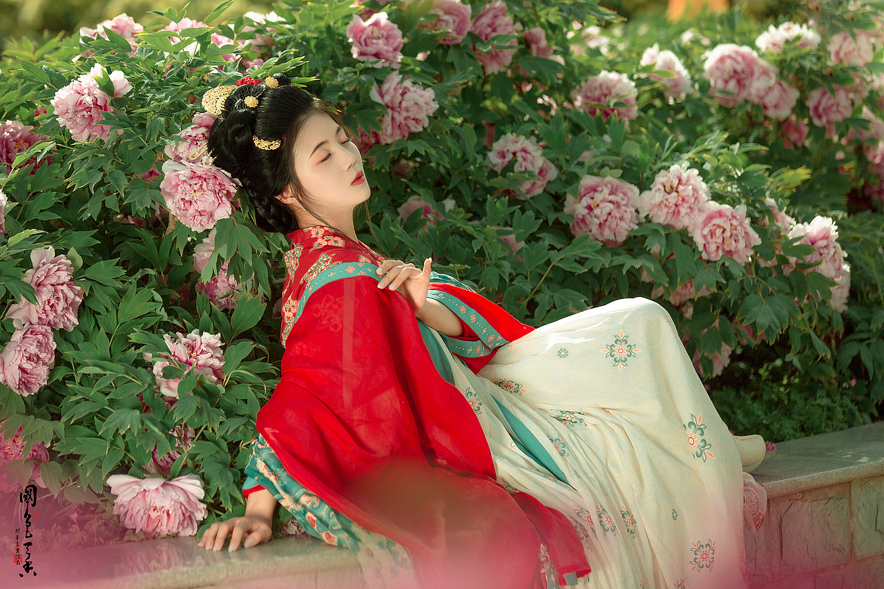 唯有牡丹真国色