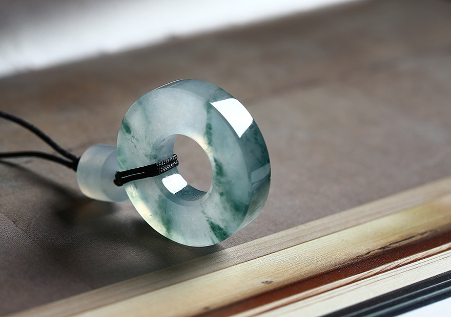 聚翠光廊—翡翠摄影—飘花怀古 平安扣