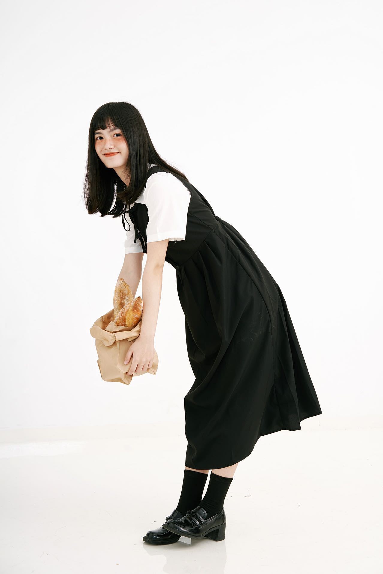 日系服裝拍攝（圖ZMzA4MjEwNTU2） - 產(chǎn)品攝影 - 站酷設(shè)計(jì)師游別思原創(chuàng)素材 - 站酷ZCOOL