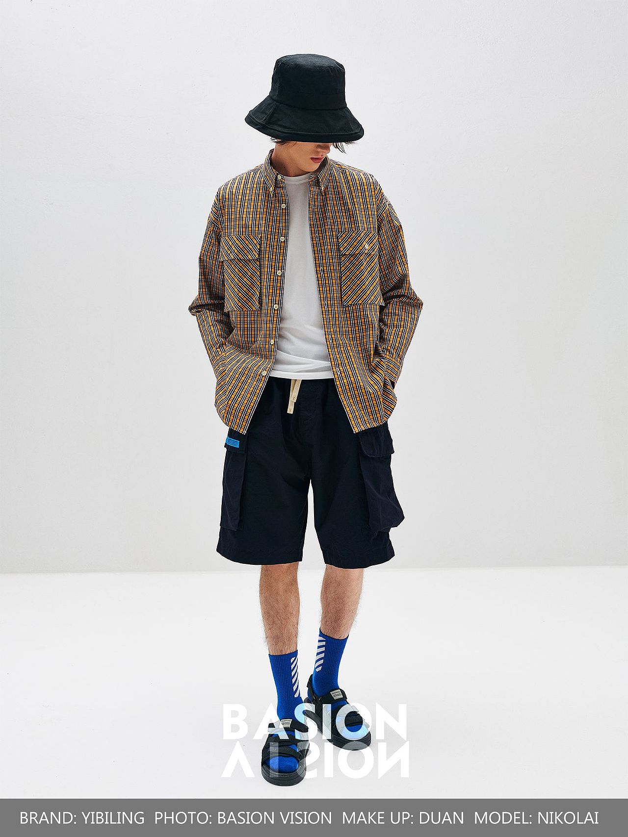 服装拍摄（图ZMjExMDQ5MDI4） - 休闲/流行服饰 - 站酷设计师巴辰原创素材 - 站酷ZCOOL