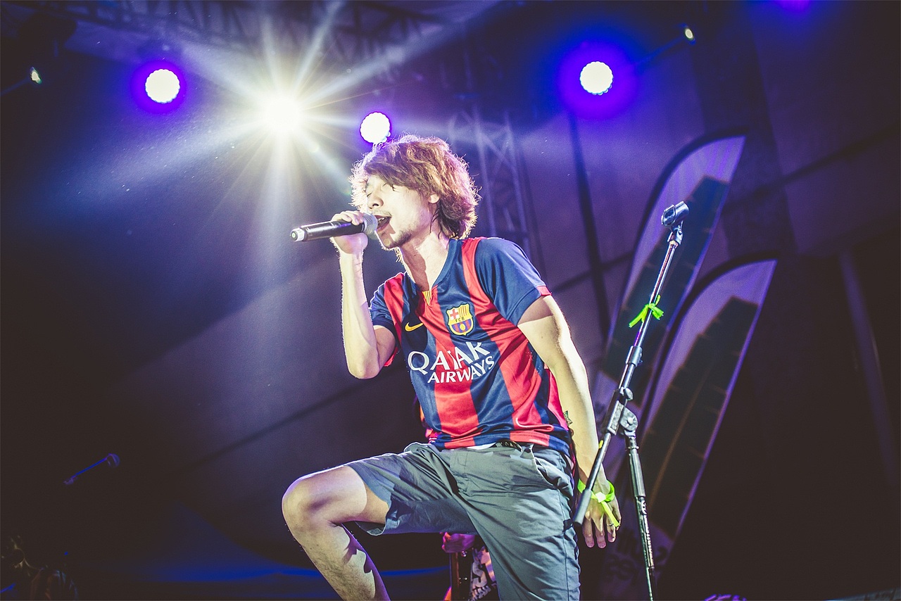 美丽南方音乐节（图ZMjA3MjQwMDQ=） - 人像摄影 - 站酷设计师凹凸蜀黍原创素材 - 站酷ZCOOL