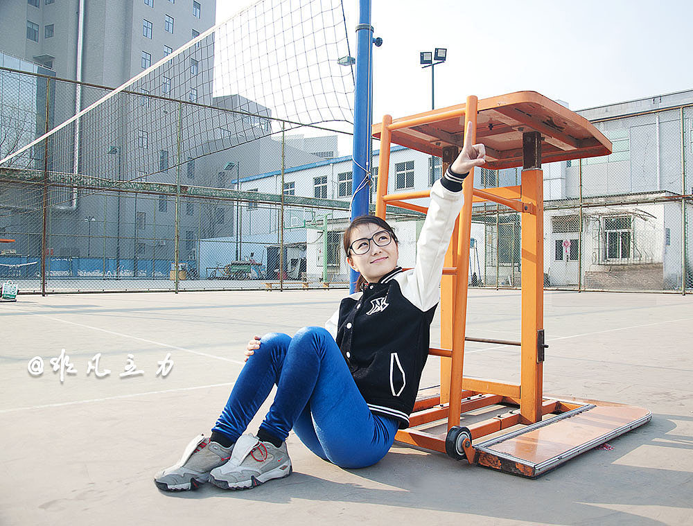 非凡主力—《校园操场》