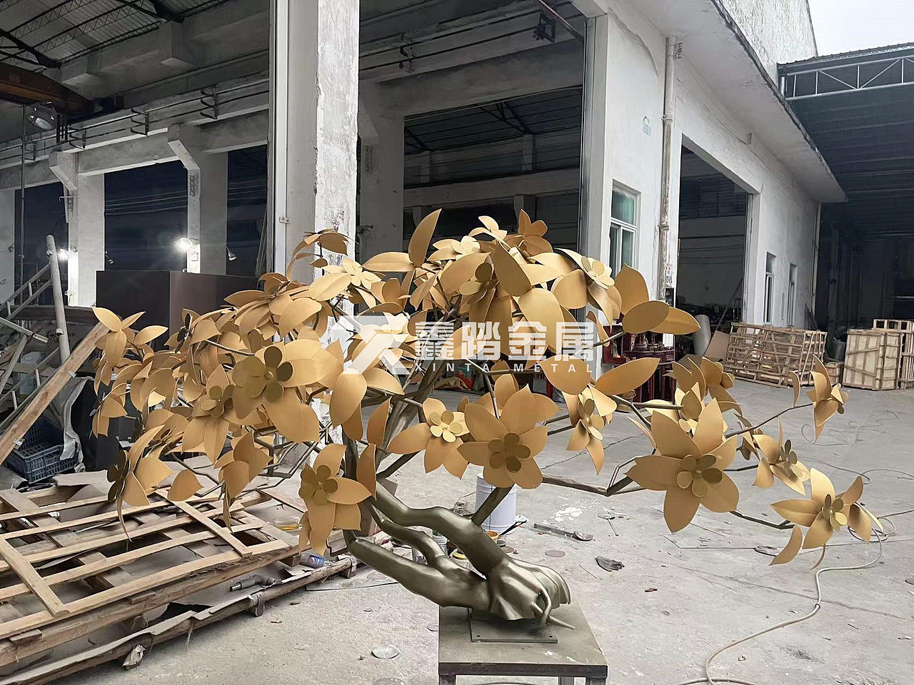 别墅当代中式不锈钢造型树小品雕塑 永不落叶枯萎
