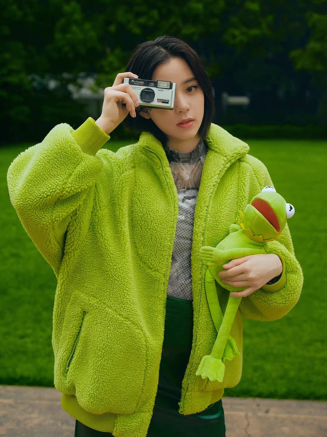 欧阳娜娜 欧阳娣娣✖️太平鸟科米蛙联名（图ZMjcwMTA5MjIw） - 时尚/艺术摄影 - 站酷设计师BangjieJi原创素材 - 站酷ZCOOL