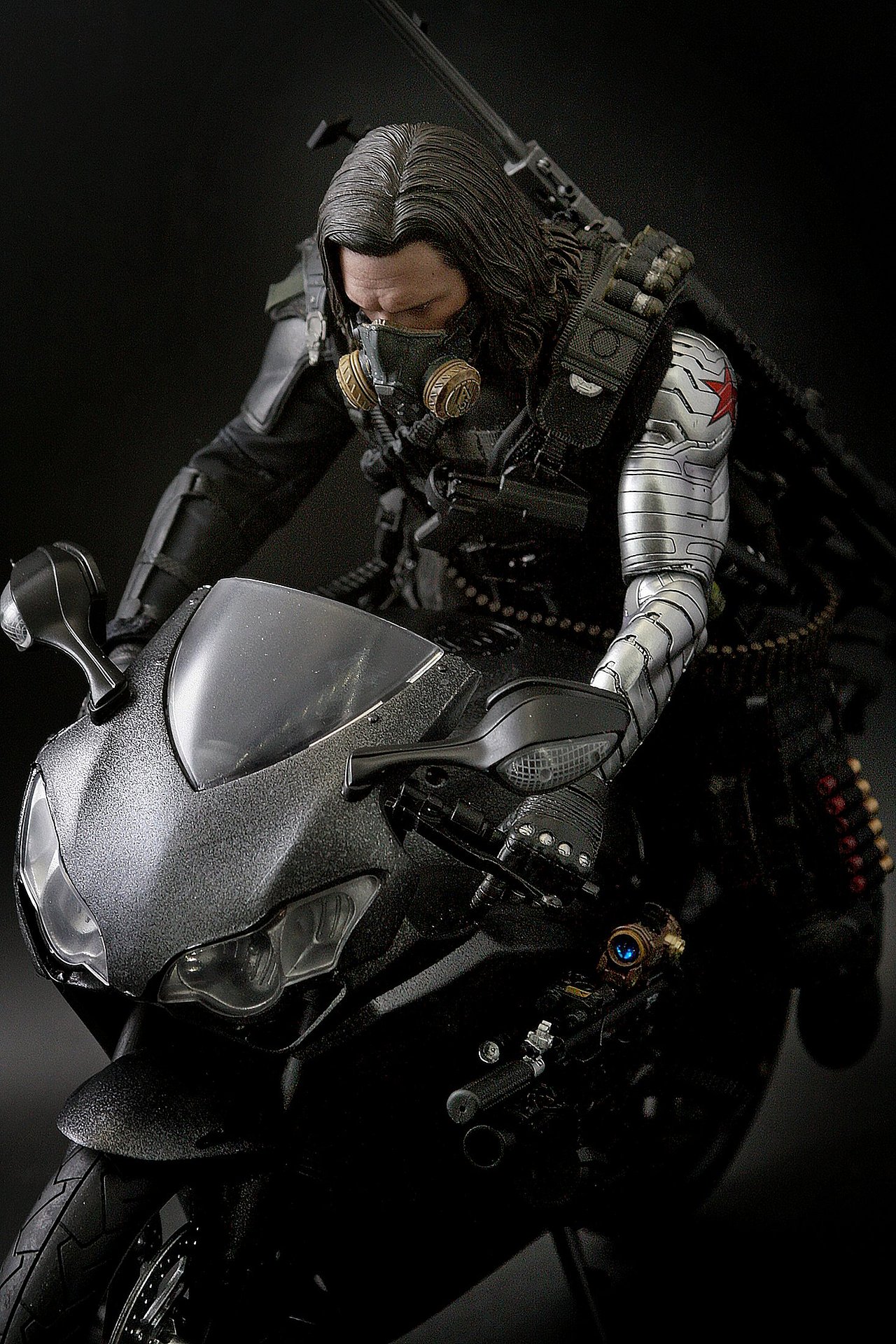 眉间白火的臆造自d之白狼冬兵战术版