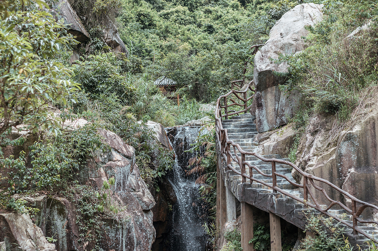 一起去爬山（图ZMjEzNzYwMTA4） - 风光摄影 - 站酷设计师Gardenianer_s原创素材 - 站酷ZCOOL