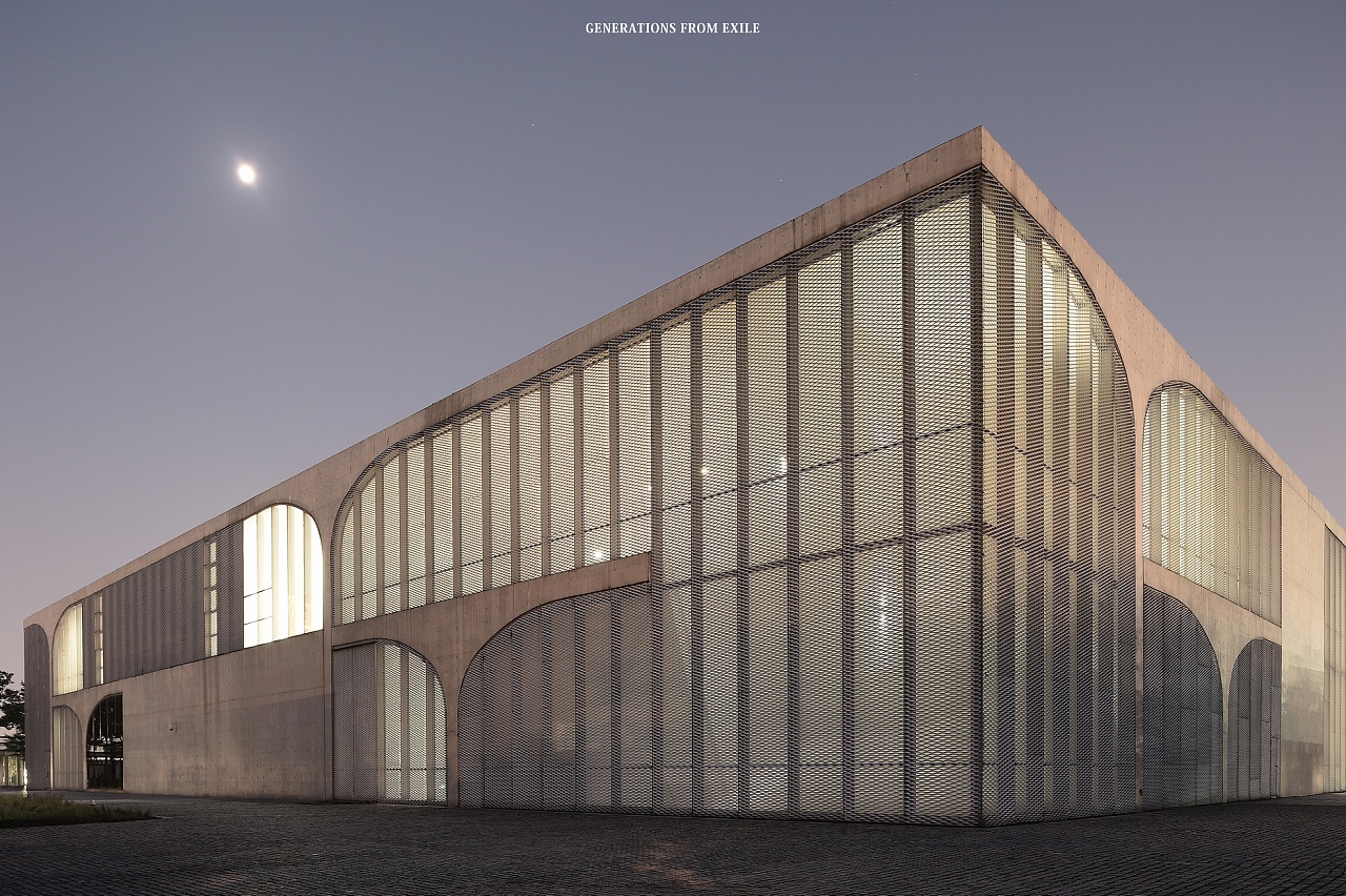 台风中的龙美术馆