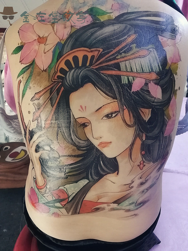满背艺妓纹身金左堂纹身专业盖瘢痕修改纹身