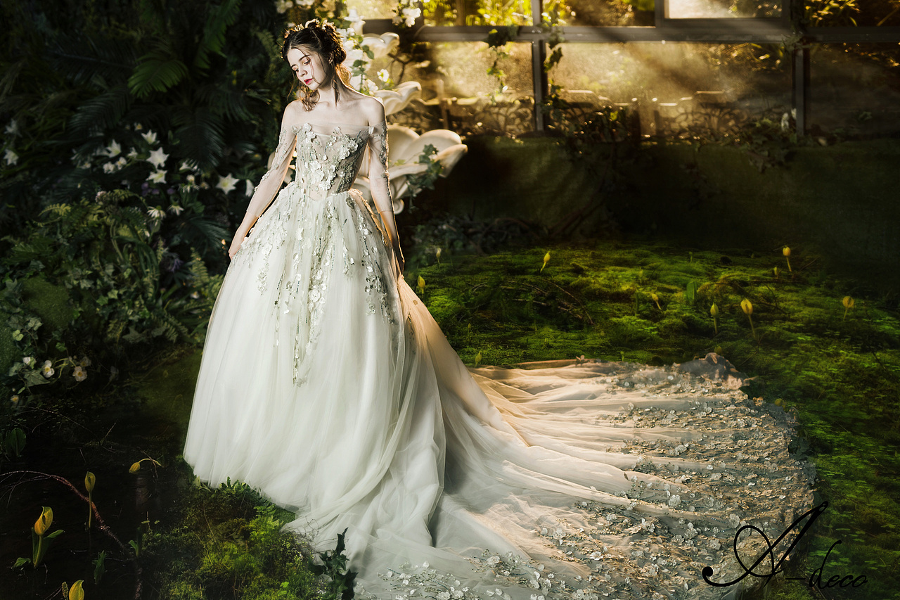 阡陌花开（图ZNTU0NTkzMjg=） - 正装/礼服 - 站酷设计师Adeco婚纱礼服原创素材 - 站酷ZCOOL